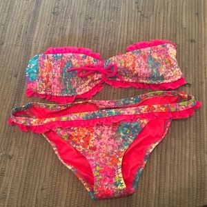 VS ruffle bathing suit